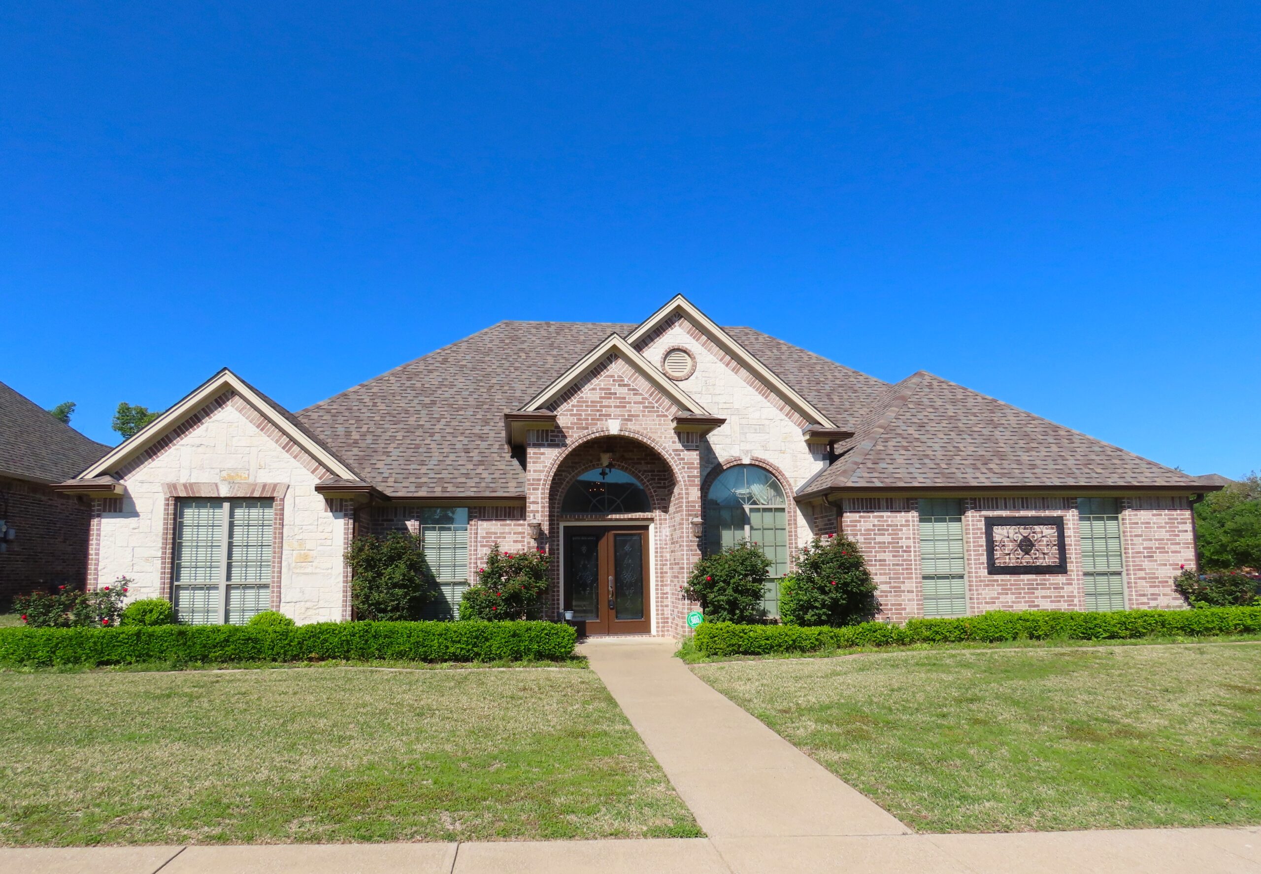 Featured - 16512 Milwood Place