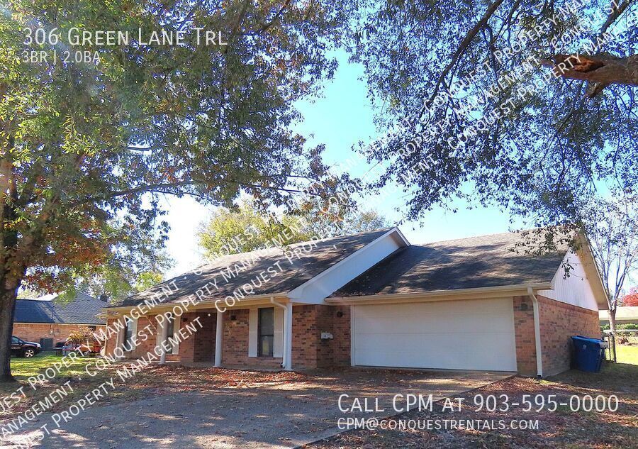 Whitehouse ISD! Spacious 3 Bedroom, 2 Bath Home